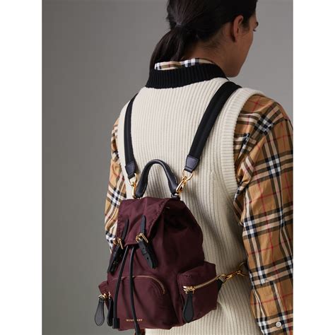 burberry crossbody rucksack